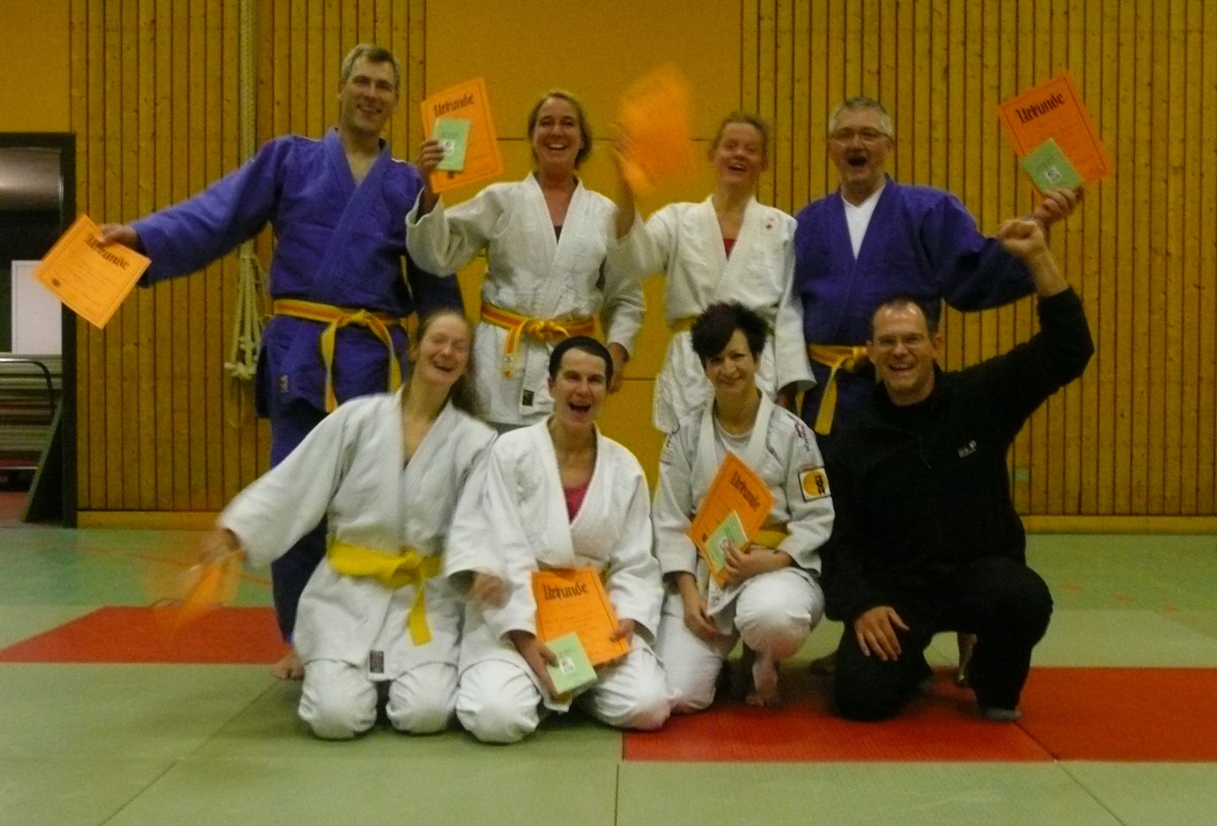 v.l.n.r.: oben: Thomas Guretzki, Pascale Keuns, Helga Wiegand, Thomas Bruns - unten: Kathrin Wuttke, Eva-Maria Frank, Dagmar Führing, Arnd Beyer