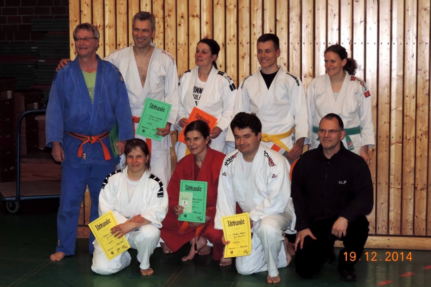 Neue Gürtel für unsere Judo-Freitagsgruppe